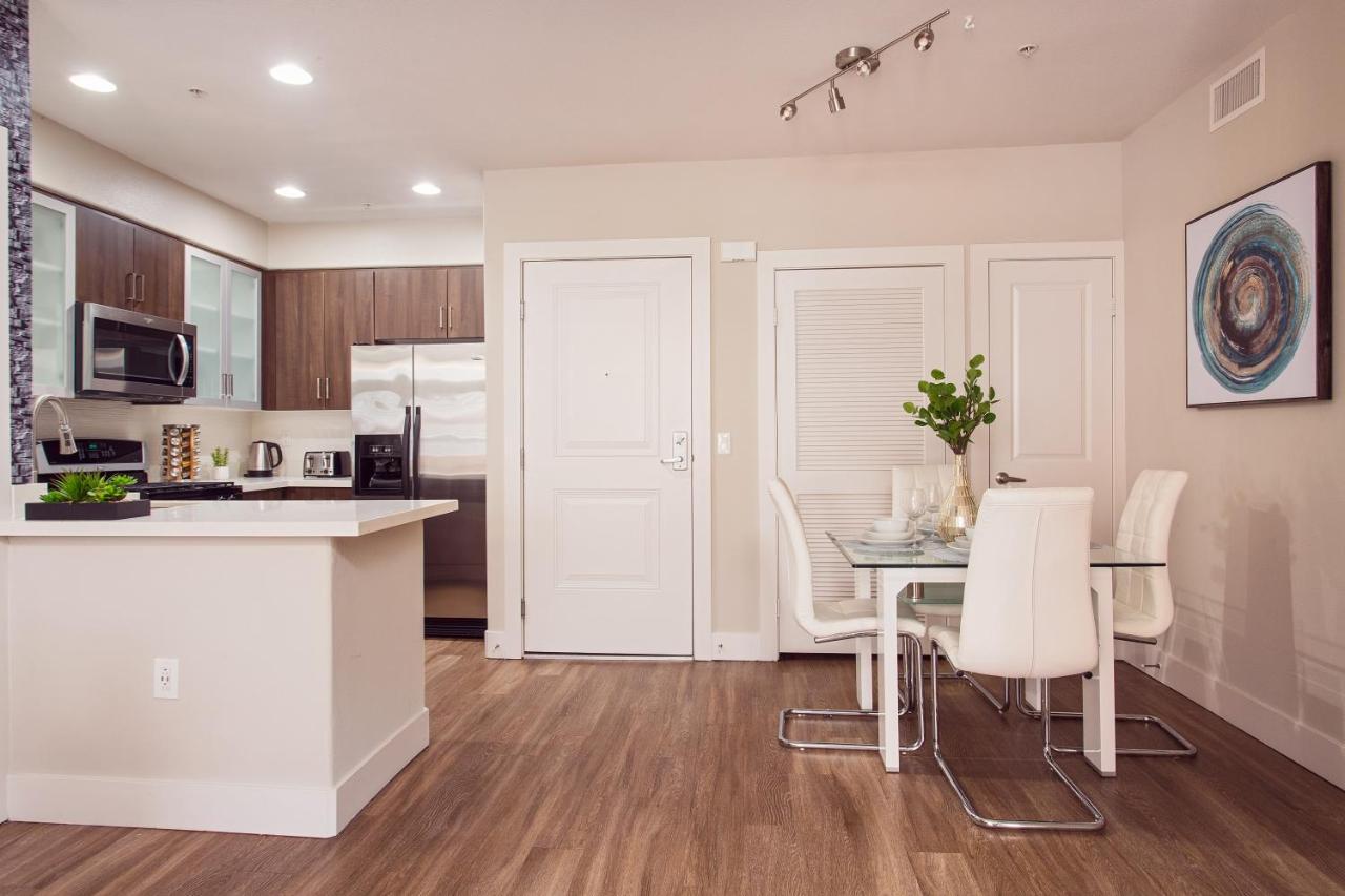 Westwood Luxury Suites Los Angeles Exterior foto